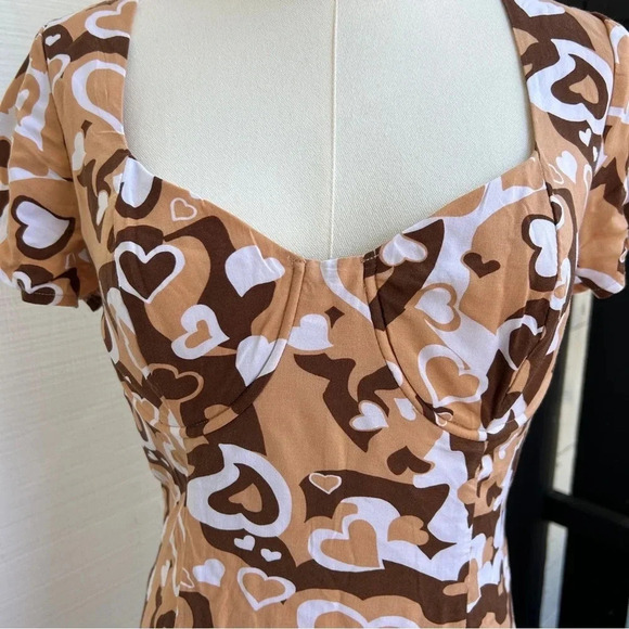 PacSun All Over Retro Heart Print Open Back Mini Dress in Neutral Colors - Picture 3 of 7